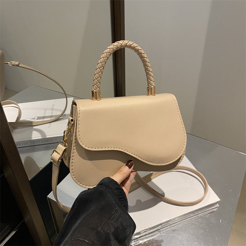 Design Portable Magnetic Snap Textured One-shoulder Bag