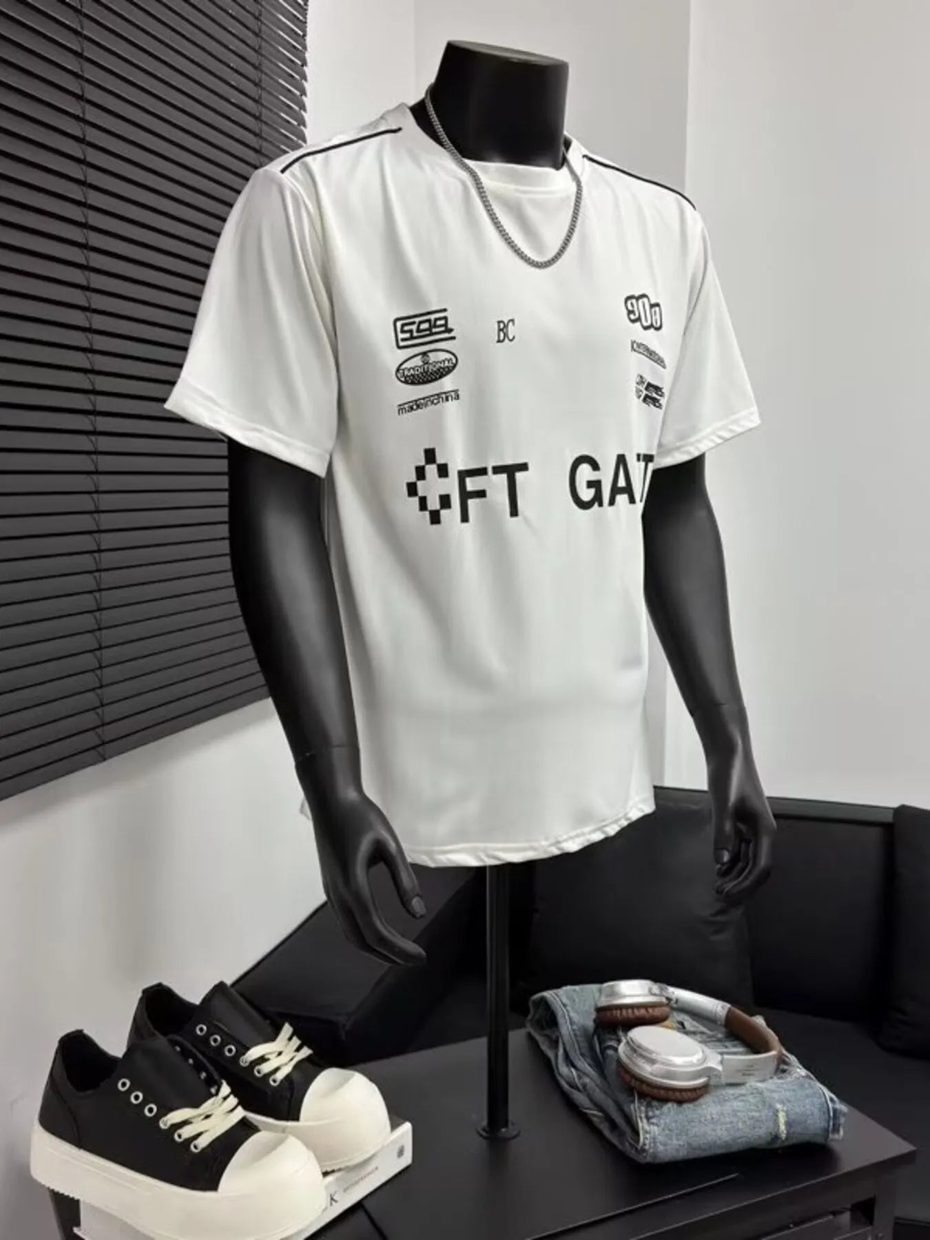 ceb7b55790a14f4f8c7803850d990f53-Max-Origin